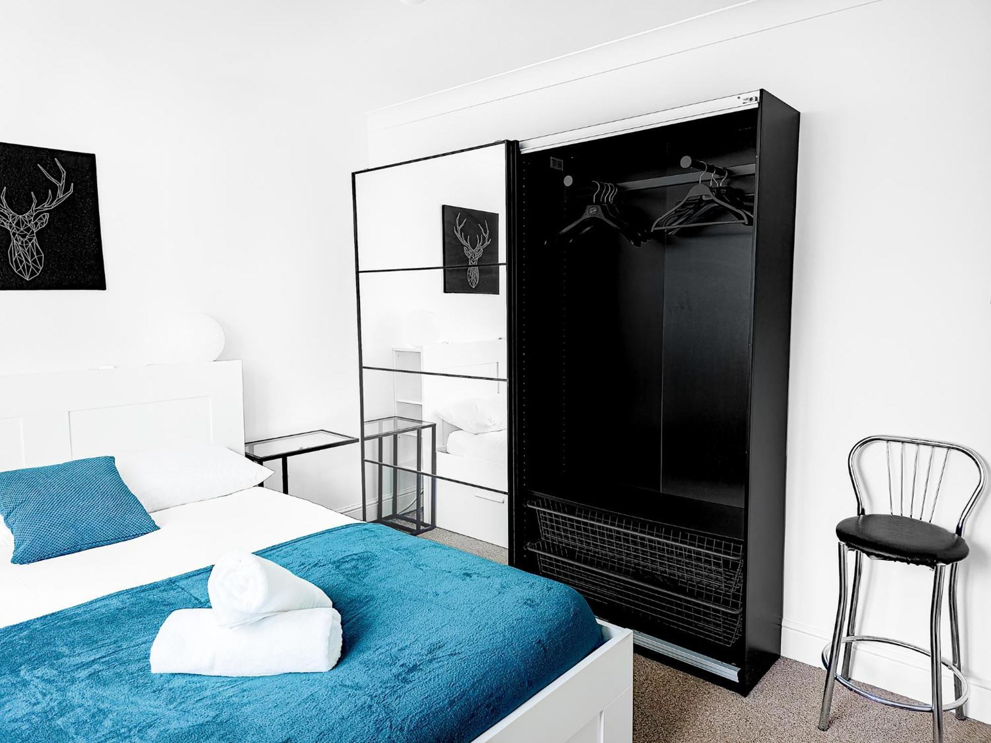 Charming London Home, Opp Arnos Grove Underground Station, Parking New Southgate Exterior foto